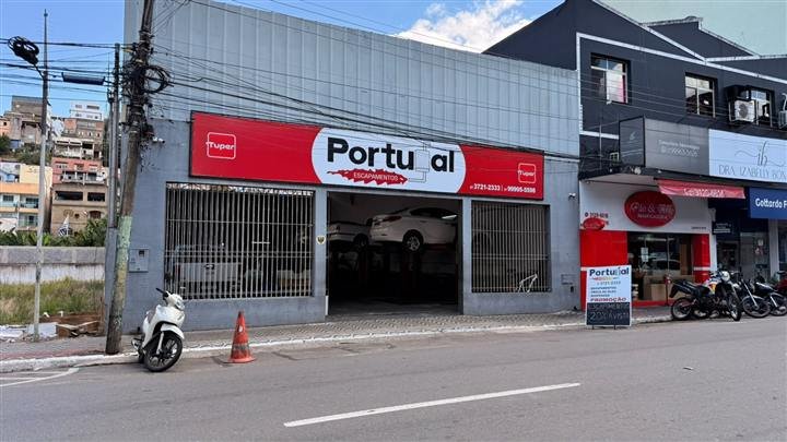 Portugal Escapamentos vista da rua